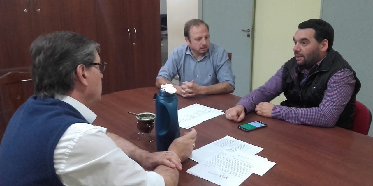 Bolaño se reunió con autoridades provinciales para avanzar en la ejecución de obras de vivienda en Margarita